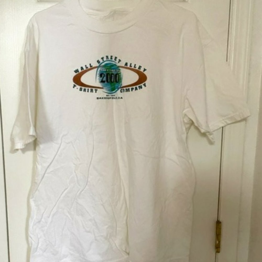 Wall Street Alley T-shirt - Size XL